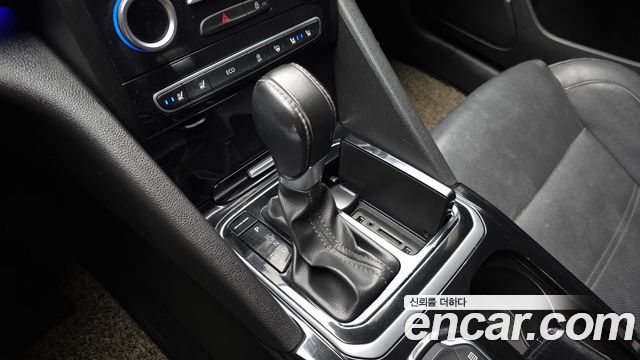 Renault Korea SM6 2017 — photo 12