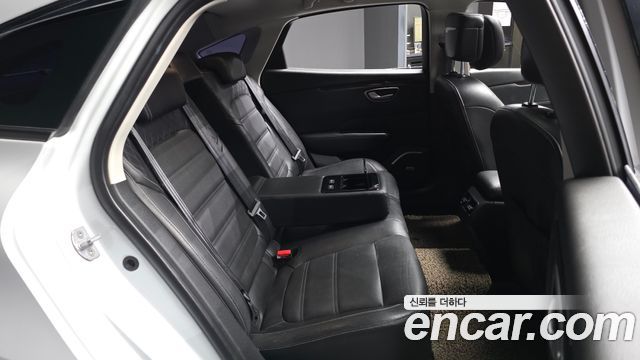 Renault Korea SM6 2017 — photo 18