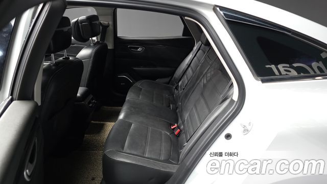 Renault Korea SM6 2017 — photo 16