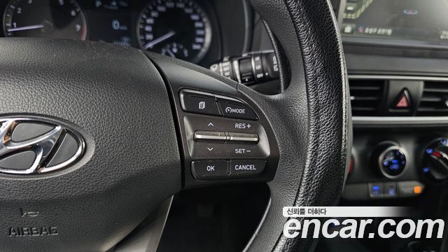 Hyundai Kona 2018 — photo 22