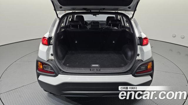 Hyundai Kona 2018 — photo 24