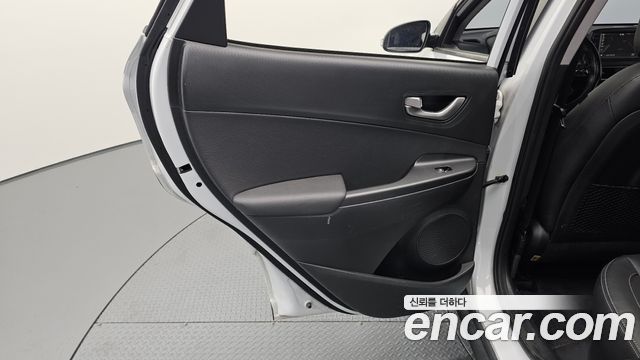 Hyundai Kona 2018 — photo 15