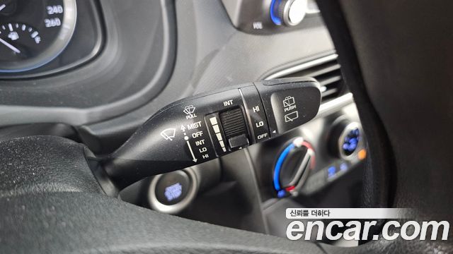 Hyundai Kona 2018 — photo 27