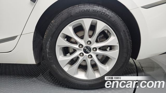 Kia K8 2023 — photo 7