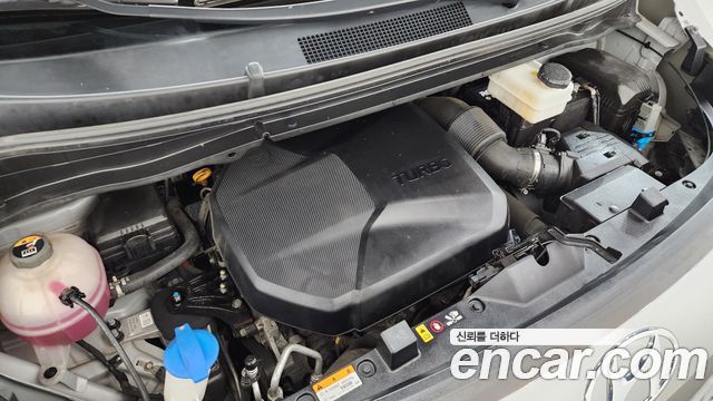 Hyundai Staria 2022 — photo 6