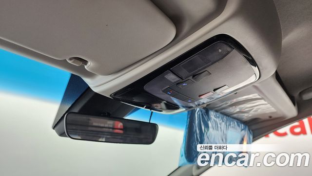 Hyundai Staria 2022 — photo 24