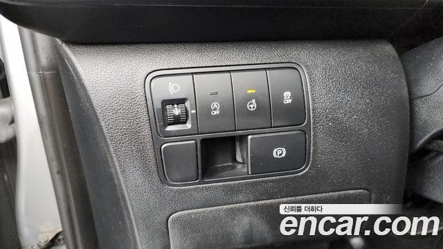 Hyundai Staria 2022 — photo 31