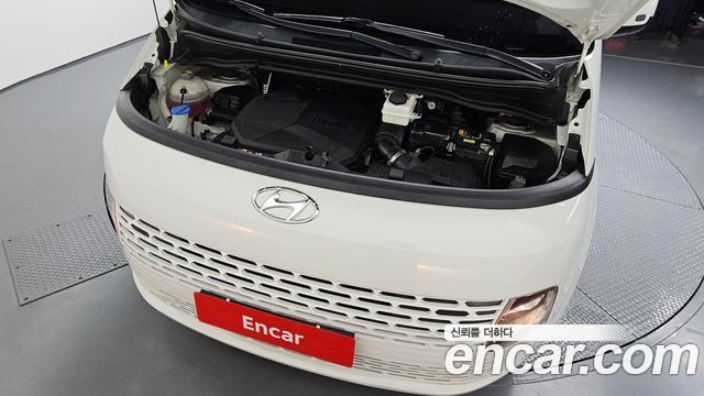 Hyundai Staria 2022 — photo 6