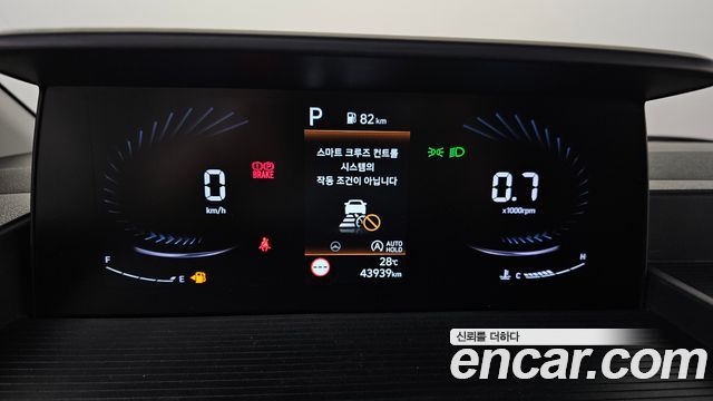 Hyundai Staria 2022 — photo 11