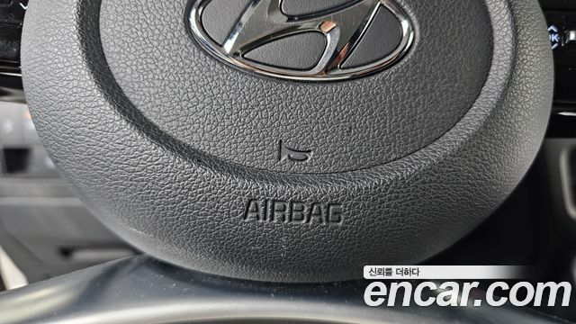 Hyundai Staria 2022 — photo 28