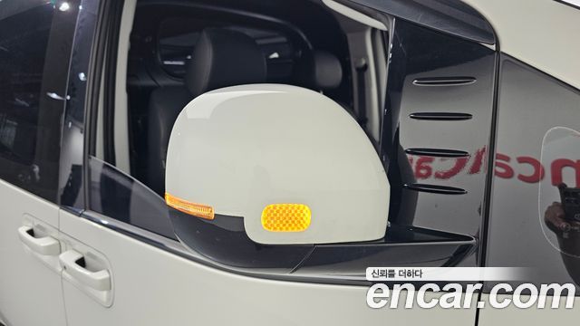 Hyundai Staria 2022 — photo 29
