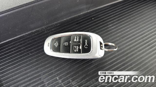 Hyundai Staria 2022 — photo 30