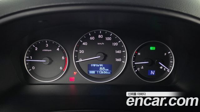 Hyundai Starex 2018 — photo 8