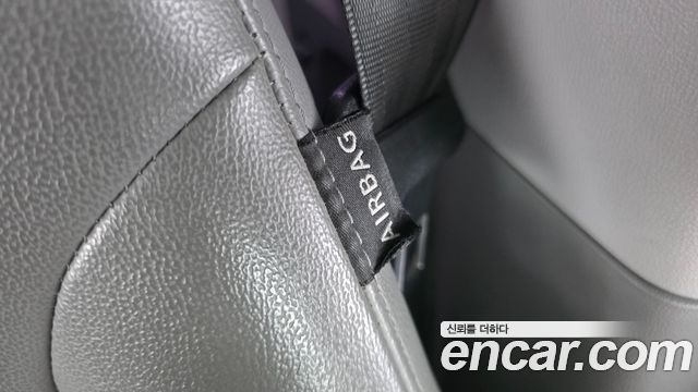 Hyundai Starex 2018 — photo 18