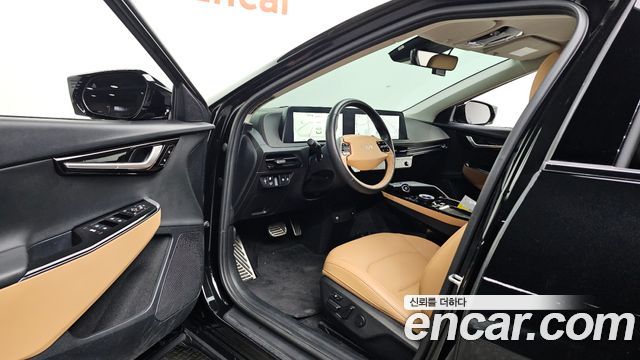 Kia EV6 2023 — photo 13