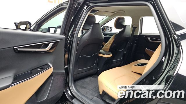 Kia EV6 2023 — photo 17