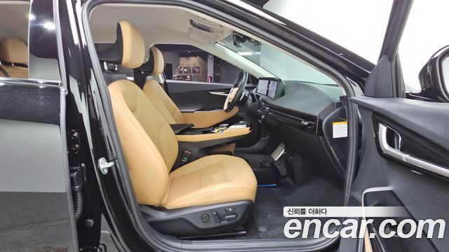 Kia EV6 2023 — photo 18