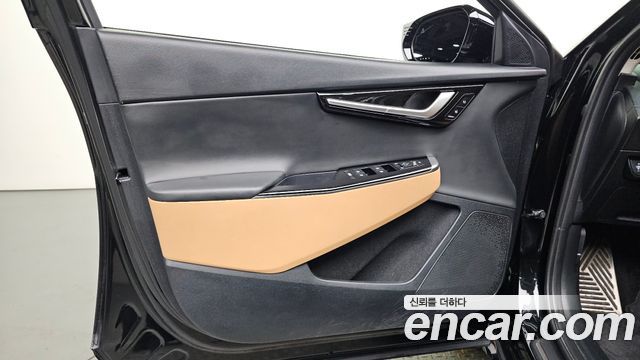 Kia EV6 2023 — photo 14