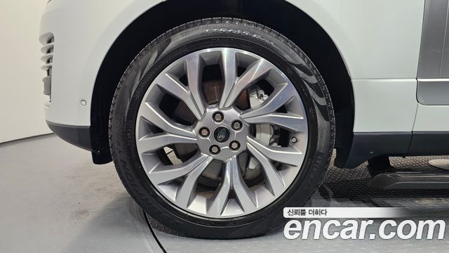 Land Rover Range Rover 2018 — photo 5
