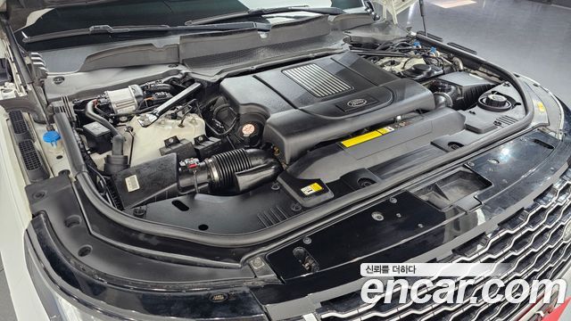 Land Rover Range Rover 2018 — photo 6