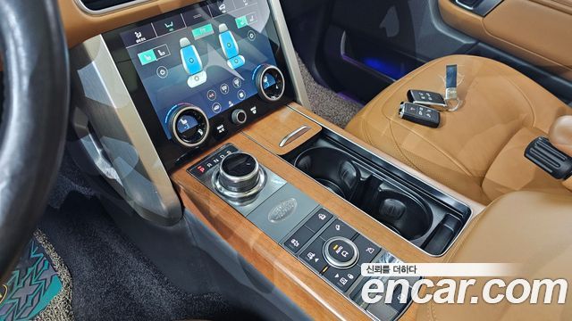 Land Rover Range Rover 2018 — photo 12