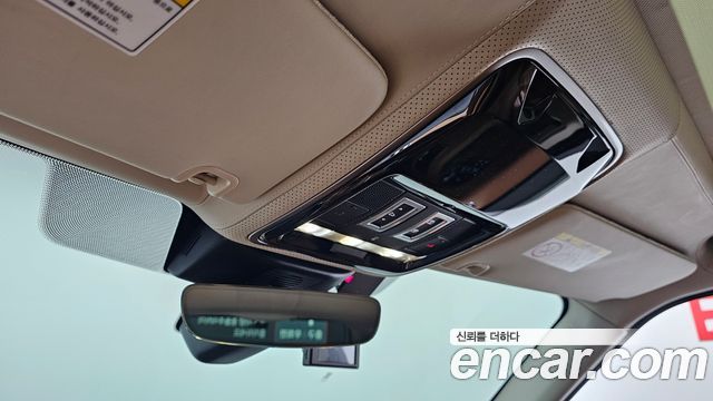 Land Rover Range Rover 2018 — photo 21