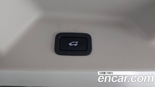 Land Rover Range Rover 2018 — photo 26