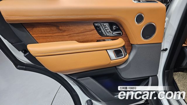 Land Rover Range Rover 2018 — photo 15