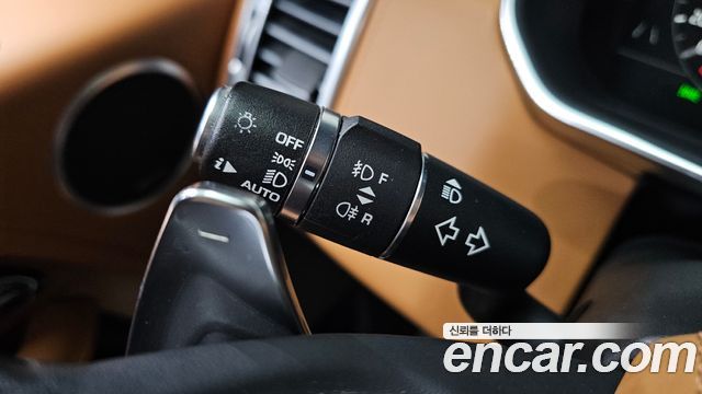 Land Rover Range Rover 2018 — photo 30