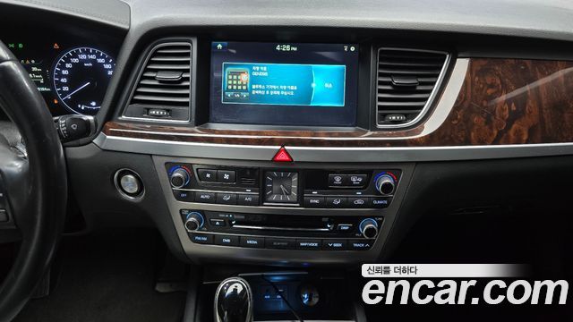 Hyundai Genesis 2015 — photo 14