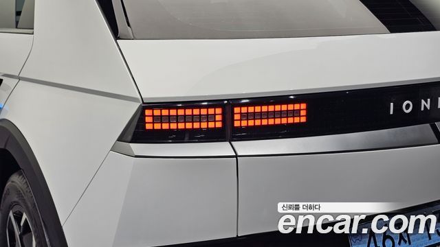Hyundai Ioniq5 2022 — photo 9