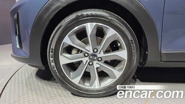 Kia Stonic 2018 — photo 5