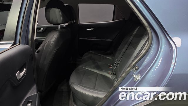 Kia Stonic 2018 — photo 16