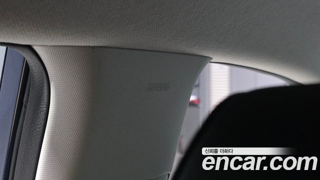 Kia Stonic 2018 — photo 29