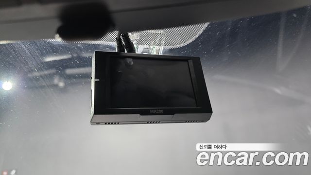 Kia Stonic 2018 — photo 30