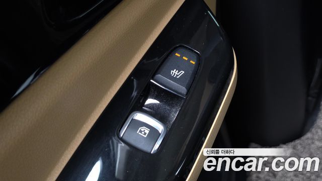 Kia Canival 2023 — photo 37