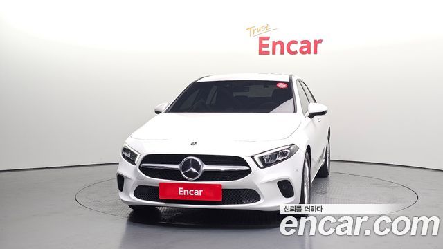 Mercedes-Benz A-Class 2020 — photo 3
