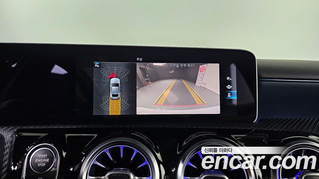 Mercedes-Benz A-Class 2020 — photo 24