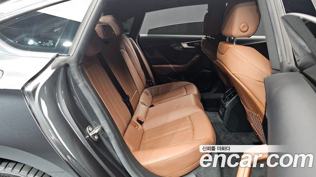 Audi A5 2020 — photo 11