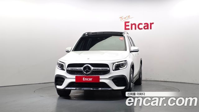 Mercedes-Benz GLB-Class 2022 — photo 3