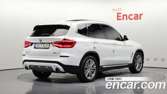 BMW X3 2021 — photo 2