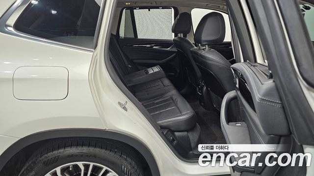 BMW X3 2021 — photo 12