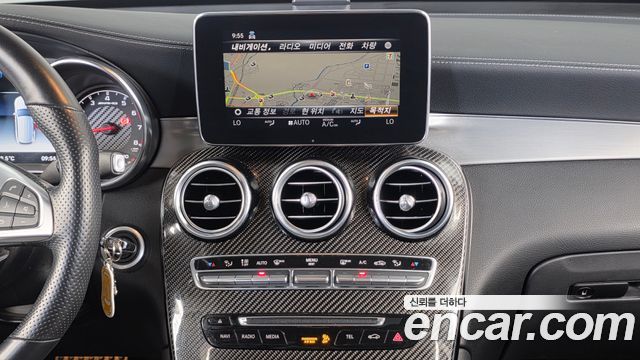 Mercedes-Benz GLC-Class 2019 — photo 19