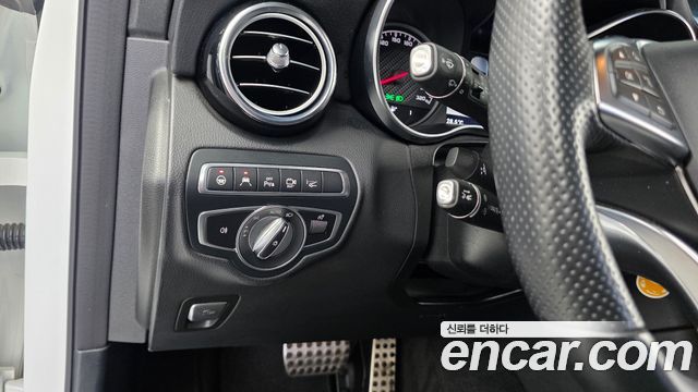 Mercedes-Benz GLC-Class 2019 — photo 22