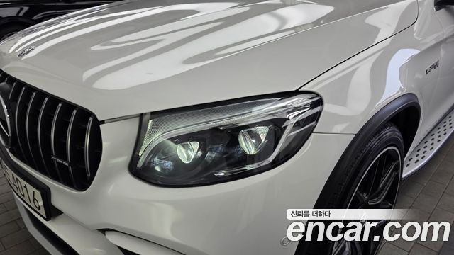Mercedes-Benz GLC-Class 2019 — photo 8