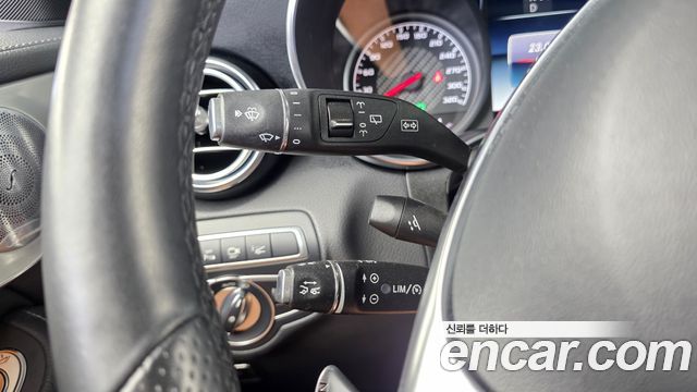 Mercedes-Benz GLC-Class 2019 — photo 27