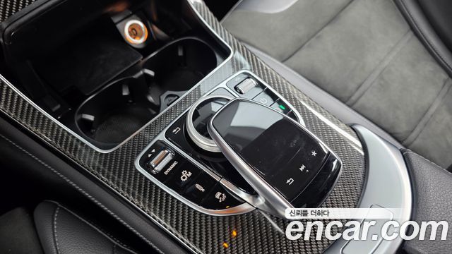 Mercedes-Benz GLC-Class 2019 — photo 30