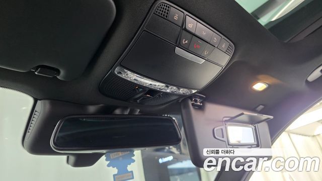 Mercedes-Benz GLC-Class 2019 — photo 32