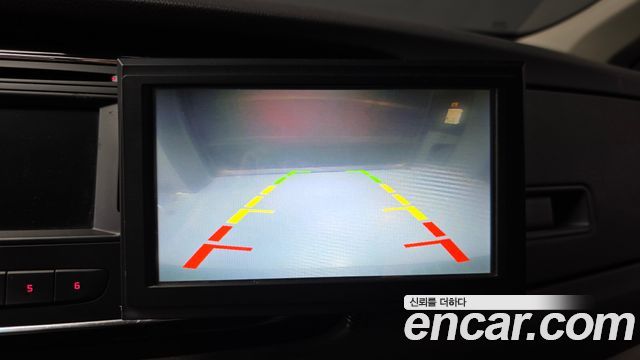 Kia Canival 2017 — photo 15