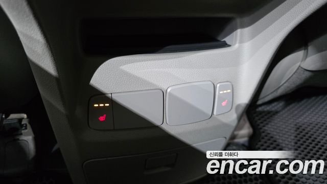 Kia Canival 2017 — photo 17